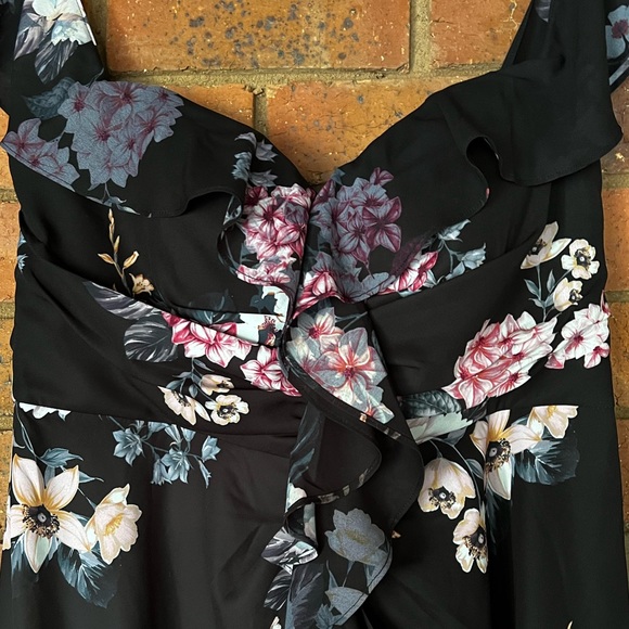 Formal dress city chic love blooms cocktail dress. NWT XS (14) black & floral - Picture 10 of 14